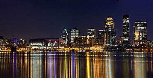 《尘封大陆》全新预告 探索古代遗迹之旅